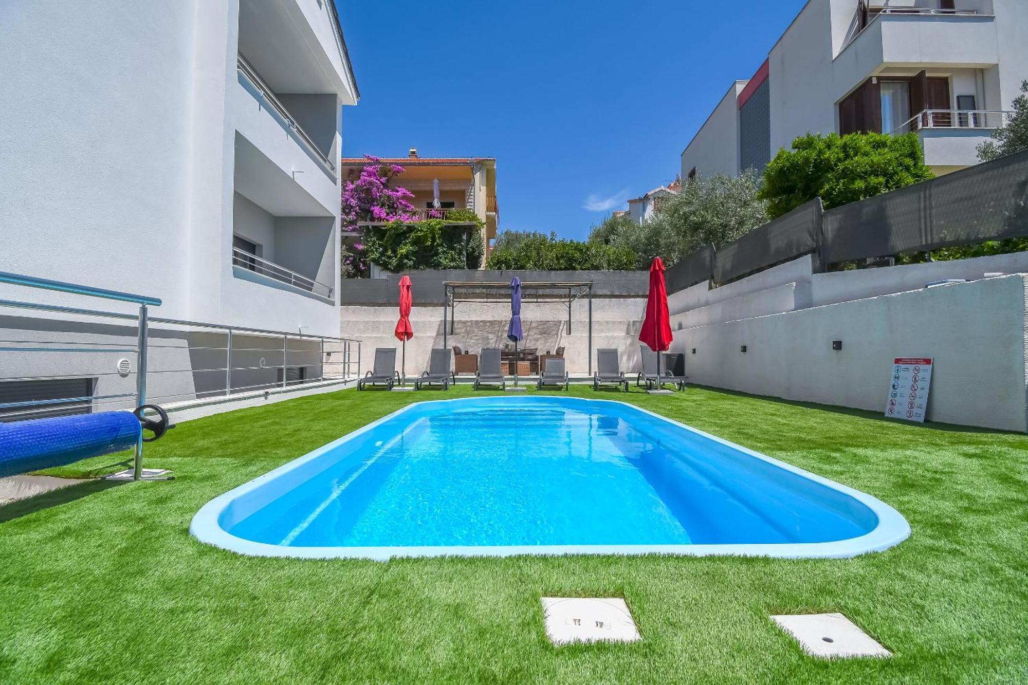 Apartments Neli Trogir Exteriör bild