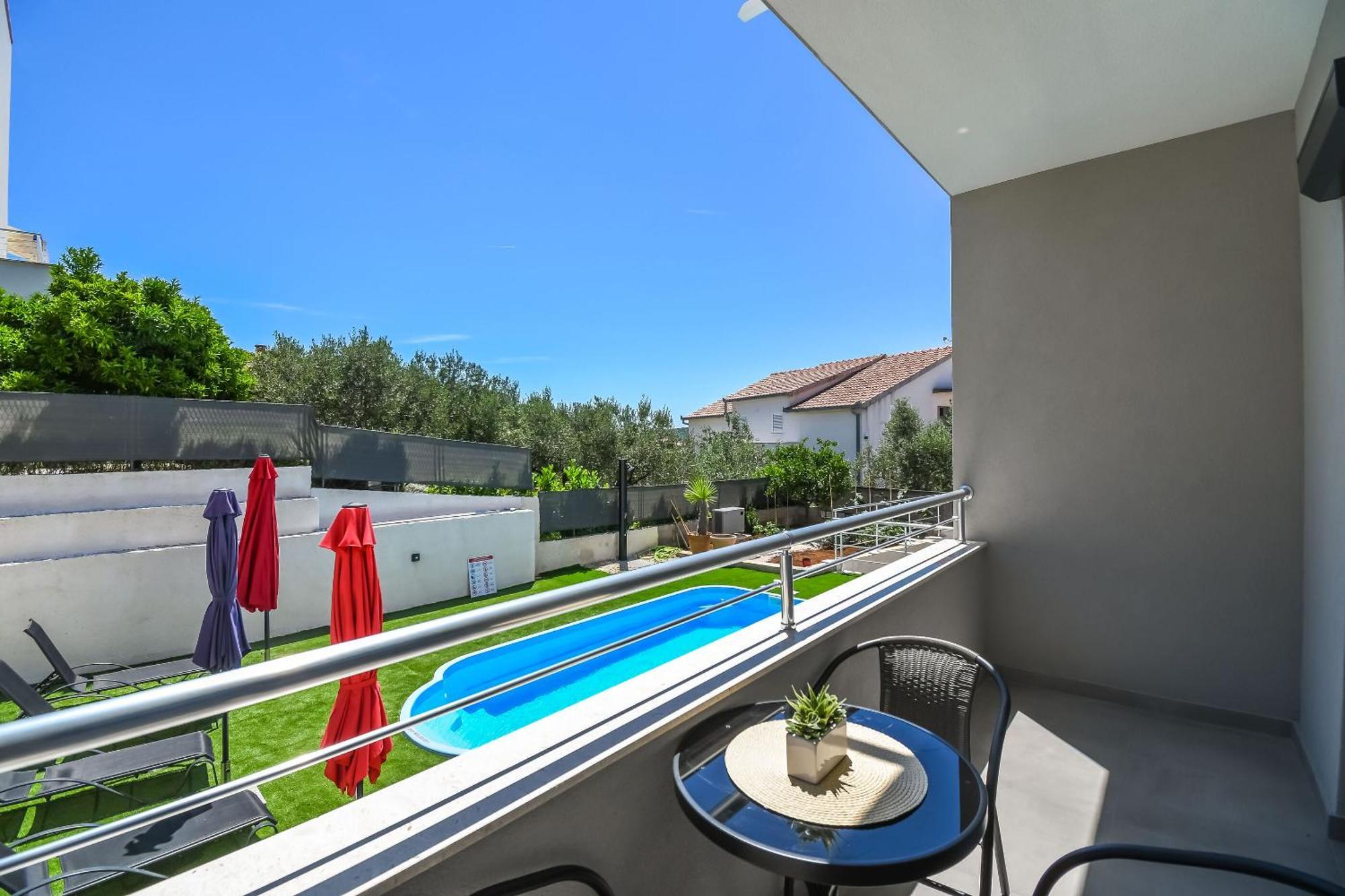 Apartments Neli Trogir Exteriör bild